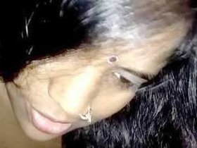 Sensual encounter of a young Hindu woman from India