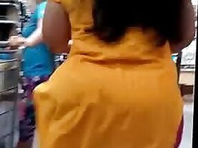 Indian Hijabi Pest Jiggly (credit avant-garde downloader)