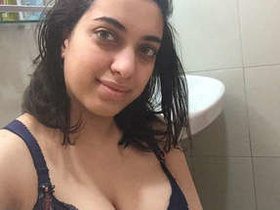 Indian college beauty records intimate moments