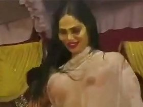 Hot wet topless dancer in bhojpuri arkestra stage show in marriage party 2016 - XVIDEOS.COM