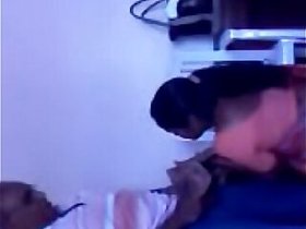 Desi Bai Gives a hardcore blowjob