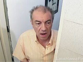 Senior seduced a teen into getting fucked