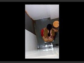 Secretly recorded bathroom chaos in women's restroom