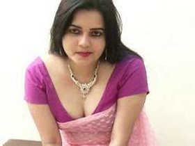 Indian sister's seductive photoshoot in traditional dress from village
