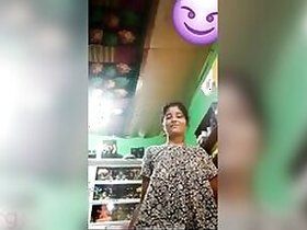 Rustic girl Desi XXX undresses and shows her tits on a video call