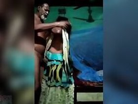 Bangladeshi mature uncle fucks his Desi XXX housewife caught by MMC
