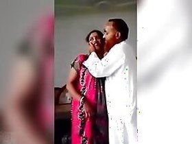 Hindi sex video of a mature boy getting pleasure from a minor bhabha