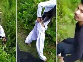 Desi mms sex, horny couple caught fucking outdoors in the bushes