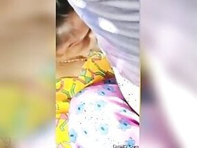 Outdoor video with Desi Fellatrix surprising a guy with XXX skills