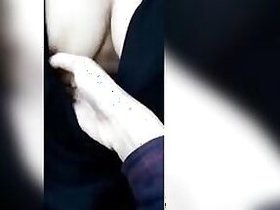 Teenage Muslim adult shows her tits to her lover in the open air