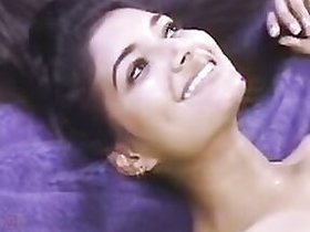 Mumbai babe has hard sex with NRI and cum on her face