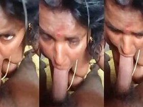 MMS clip of Desi sucking the cock of a naughty shopkeeper