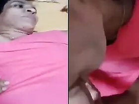The wife of a friend gives a blowjob and shows exclusive pussy