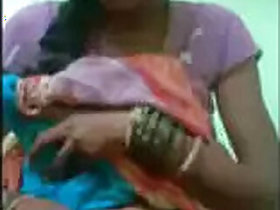 Desi Bhabi rides a vdo