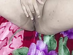 Desi Bhabi Wanking Hot Pussy, Play with My Tight Pussy, Watch Me Stick My Fingers in Wet Pussy