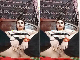 Pretty Girl Paki With Her Pussy