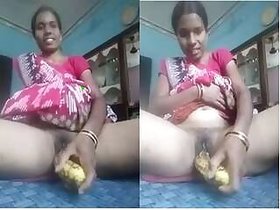 Horny Telugu Bhabhi Shows Her Naked Body Masturbating Part 1