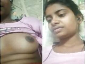 Pretty Indian Girl Shows Her Boobs And Wet Pussy