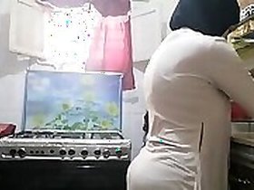 Arab maid Sajida uses kitchen as fuck site