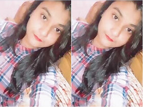 Pretty Desi Girl Shows Tits And Pussy On VK