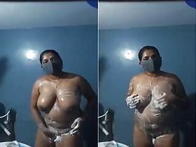 Private Mallu Bhabha Bathing Show