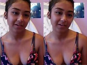 Sexy NRI Girl Gives a Blowjob