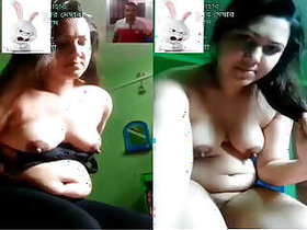 Horny Desi Bhabhi Shows Tits And Pussy