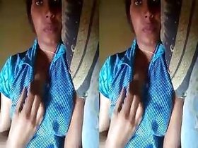 Cute Desi Indian Presses Her Pussy