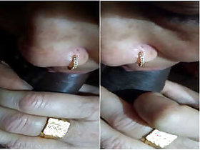 Sexy Bhabhi sucking big dick