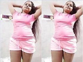 Horny Desi Bhabhi Gives Blowjob Dancing and Fucking Part