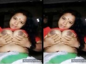 Sexy Assamese Bhabhi Shows Her Big Boobs